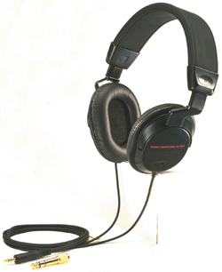 AH-D550